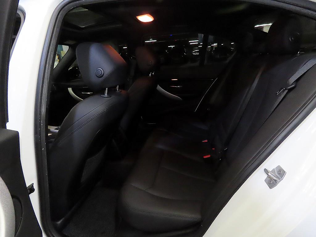 BMW 3시리즈(6세대) 320d - 이미지 19
