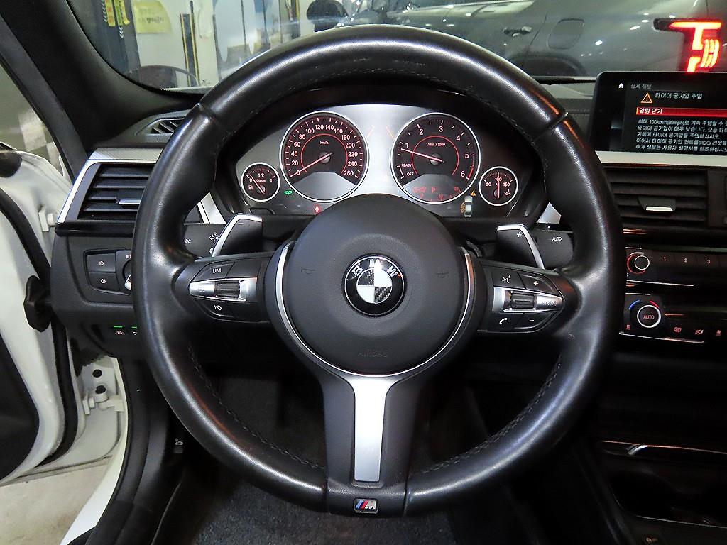 BMW 3시리즈(6세대) 320d - 이미지 3