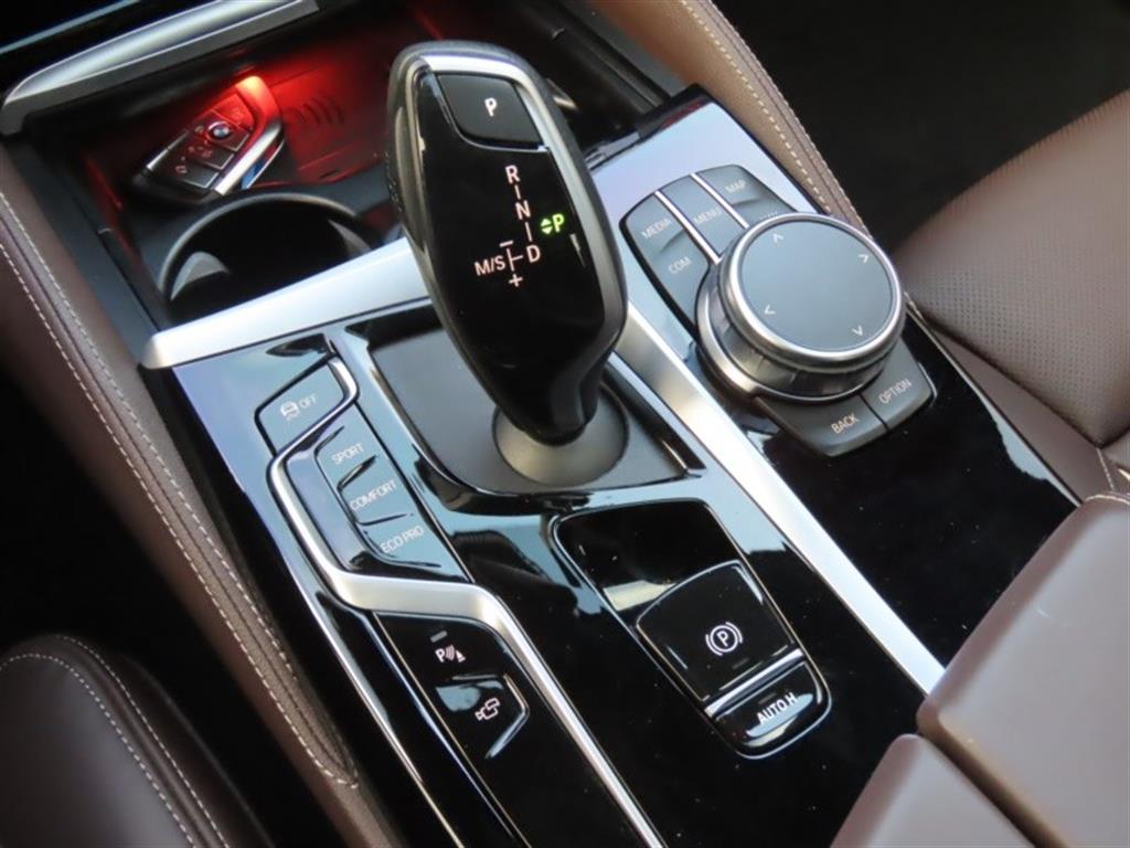 BMW 5시리즈(7세대) 530i M 스포츠팩 - 이미지 11