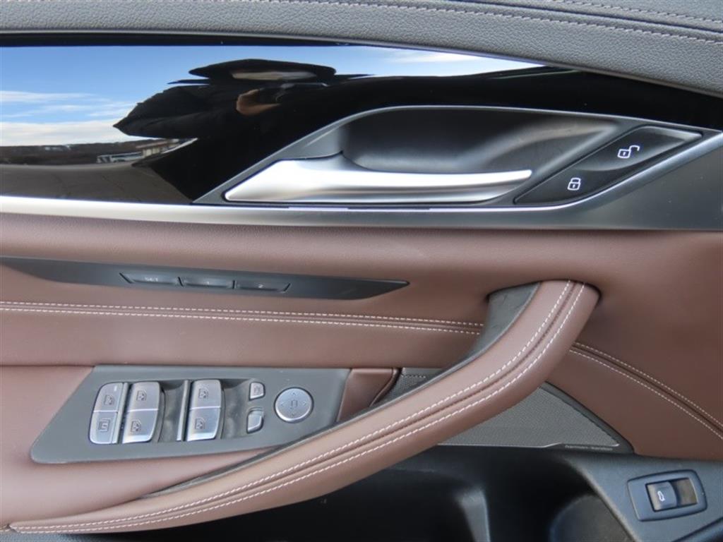 BMW 5시리즈(7세대) 530i M 스포츠팩 - 이미지 8