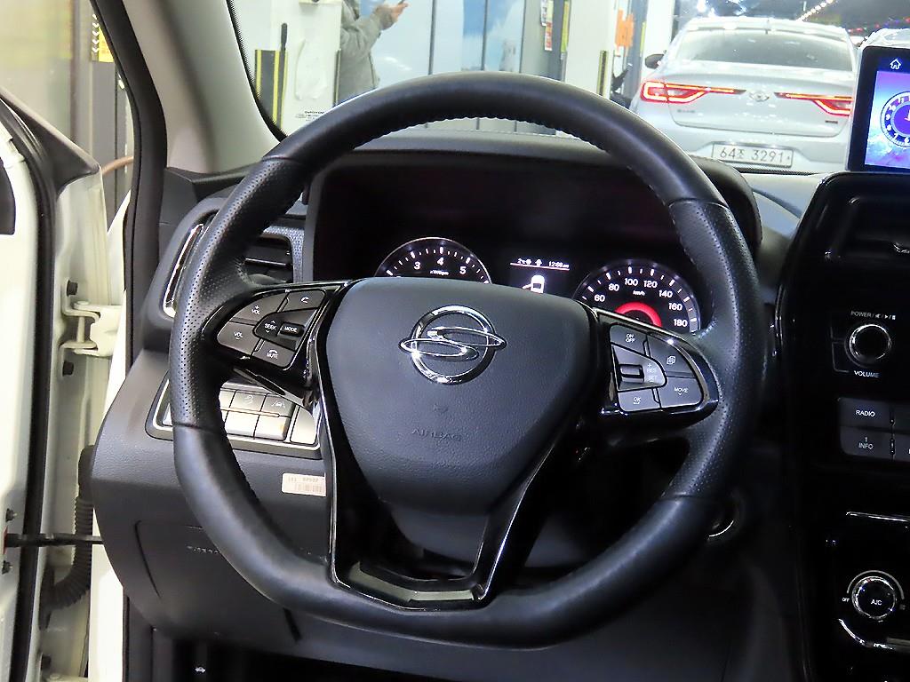 KG모빌리티(쌍용) 베리 뉴 티볼리 1.5 가솔린 2WD V3 - 이미지 12