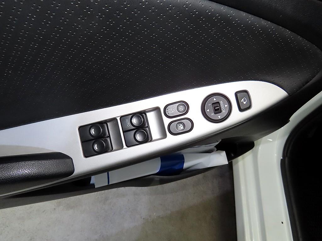 현대 엑센트 신형 1.4 VVT 모던 - 이미지 17