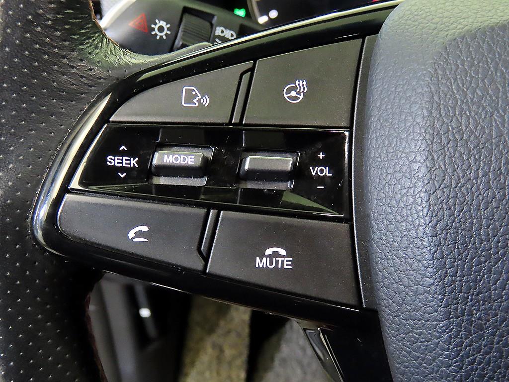 KG모빌리티(쌍용) 렉스턴 스포츠 2.2 4WD 노블레스 - 이미지 17