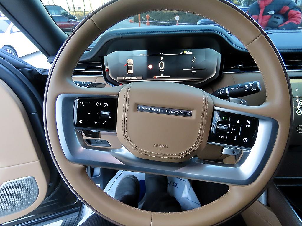 랜드로버 레인지로버(5세대) 4.4 P530 LWB 오토바이오그래피 - 이미지 5