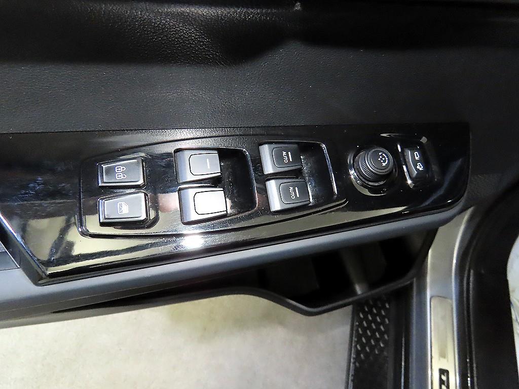 KG모빌리티(쌍용) 토레스 1.5 GDI-T 2WD T7 - 이미지 14