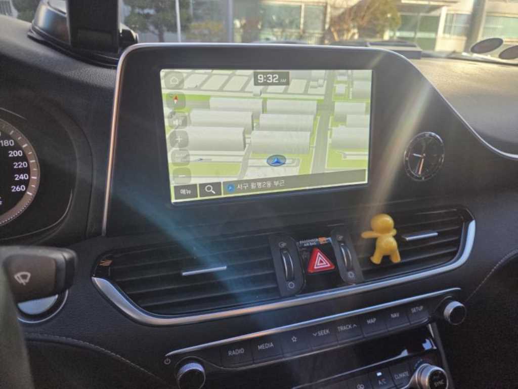 현대 그랜저IG 2.4 GDi 프리미엄 - 이미지 9