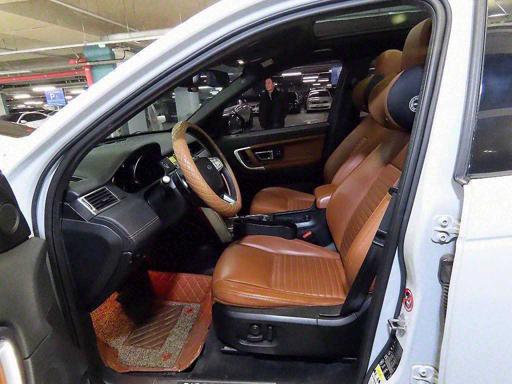 랜드로버 디스커버리 스포츠 2.0 TD4 - 이미지 13