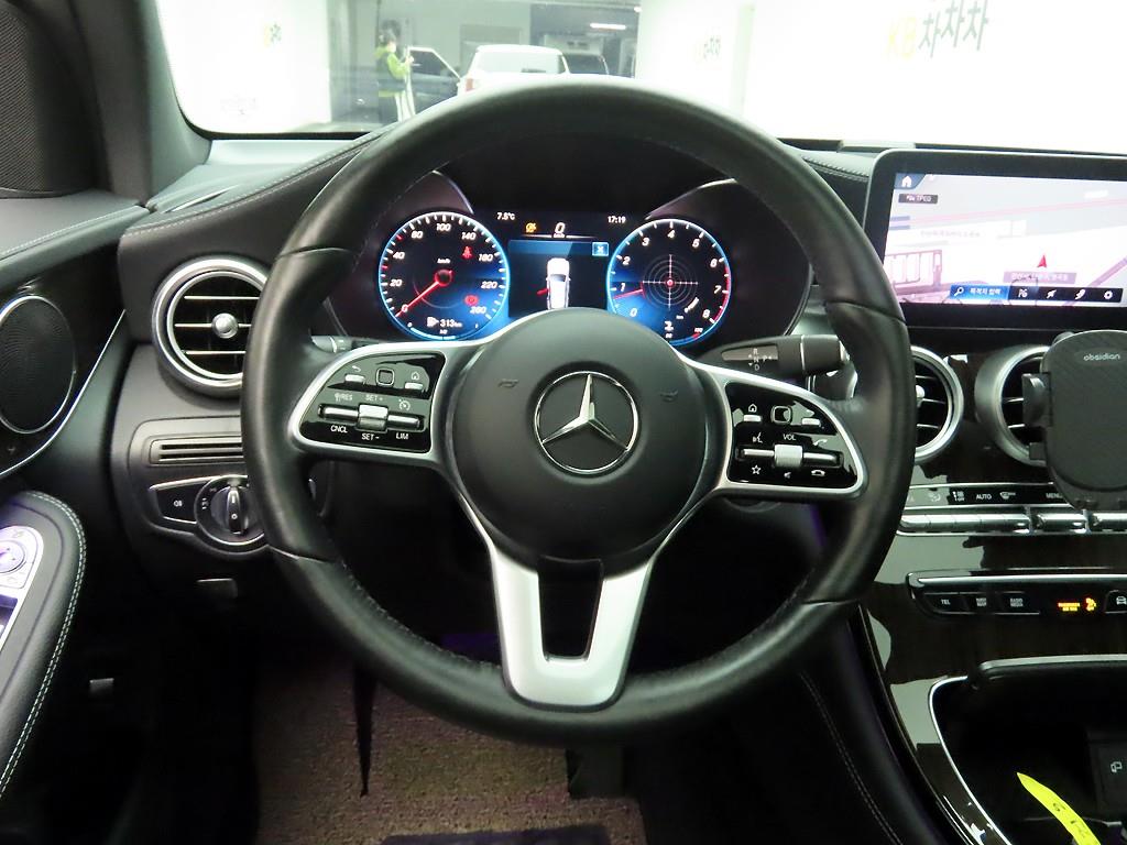 벤츠 GLC클래스 GLC 300 4매틱 - 이미지 3