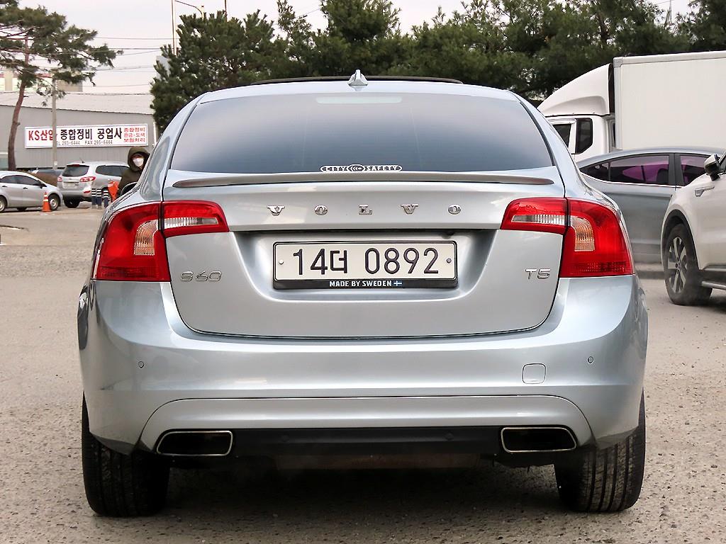 볼보 S60(2세대) T5 섬멈