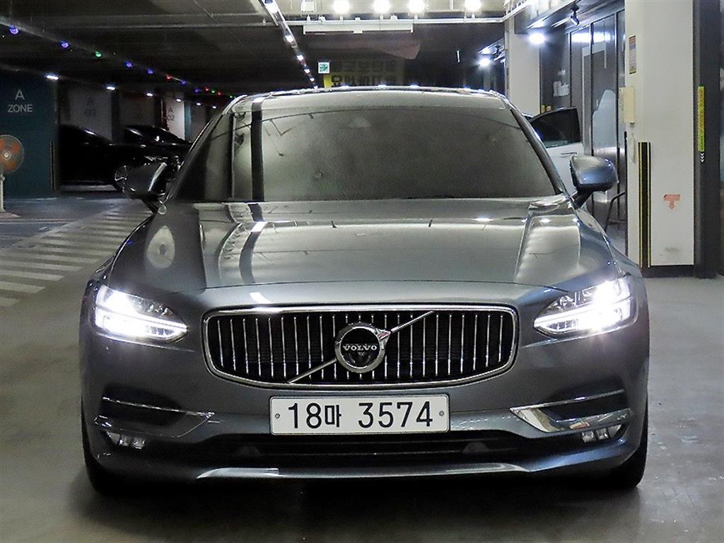 볼보 더 뉴 S90 T5 인스크립션 - 이미지 11