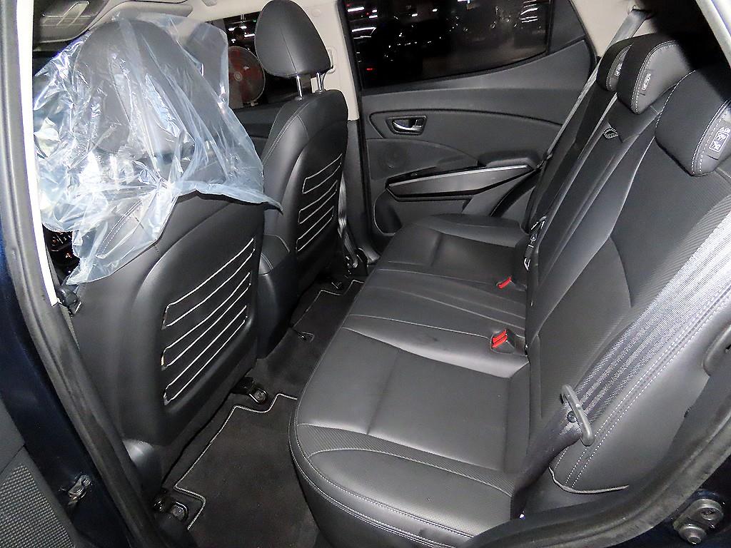 KG모빌리티(쌍용) 베리 뉴 티볼리 1.5 가솔린 2WD 직판용 - 이미지 8