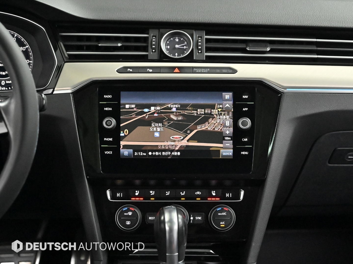 폭스바겐 아테온 2.0 TDI 엘레강스 프리미엄 - 이미지 14