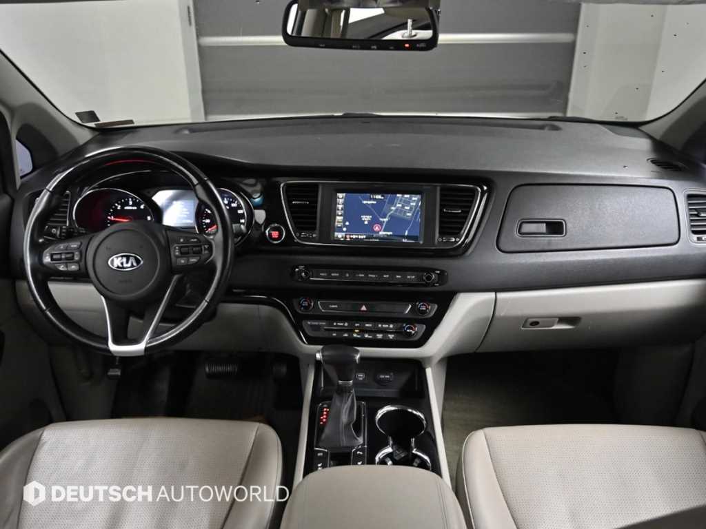 기아 더 뉴카니발 11인승 디젤 프레스티지 - 이미지 13