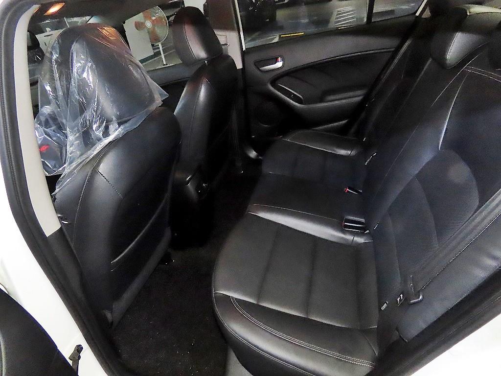 기아 K3 1.6 GDI 트렌디 - 이미지 11