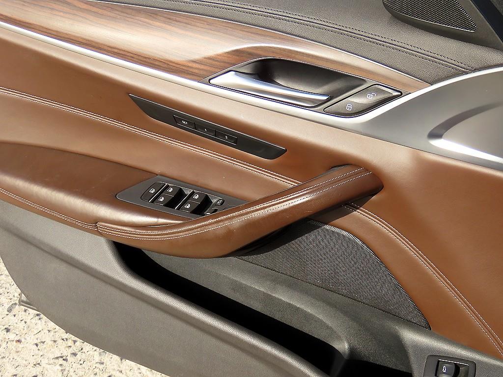 BMW 5시리즈(7세대) 530i xDrive M스포츠팩 플러스 - 이미지 5