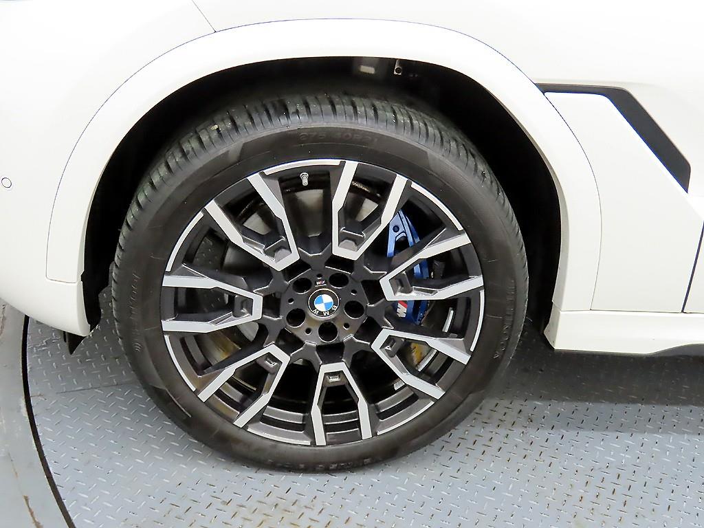 BMW X6(3세대) 30d xDrive M 스포츠팩 - 이미지 8