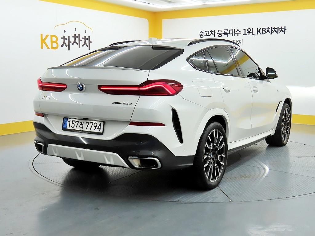 BMW X6(3세대) 30d xDrive M 스포츠팩 - 이미지 15