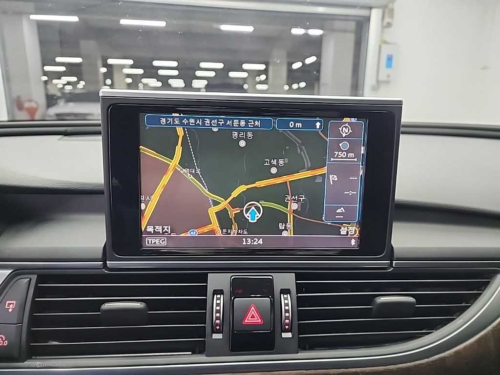 아우디 A6(4세대) 35 TDI 프리미엄 - 이미지 9