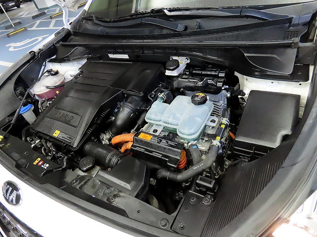 기아 니로 1.6 하이브리드 프레스티지 - 이미지 7