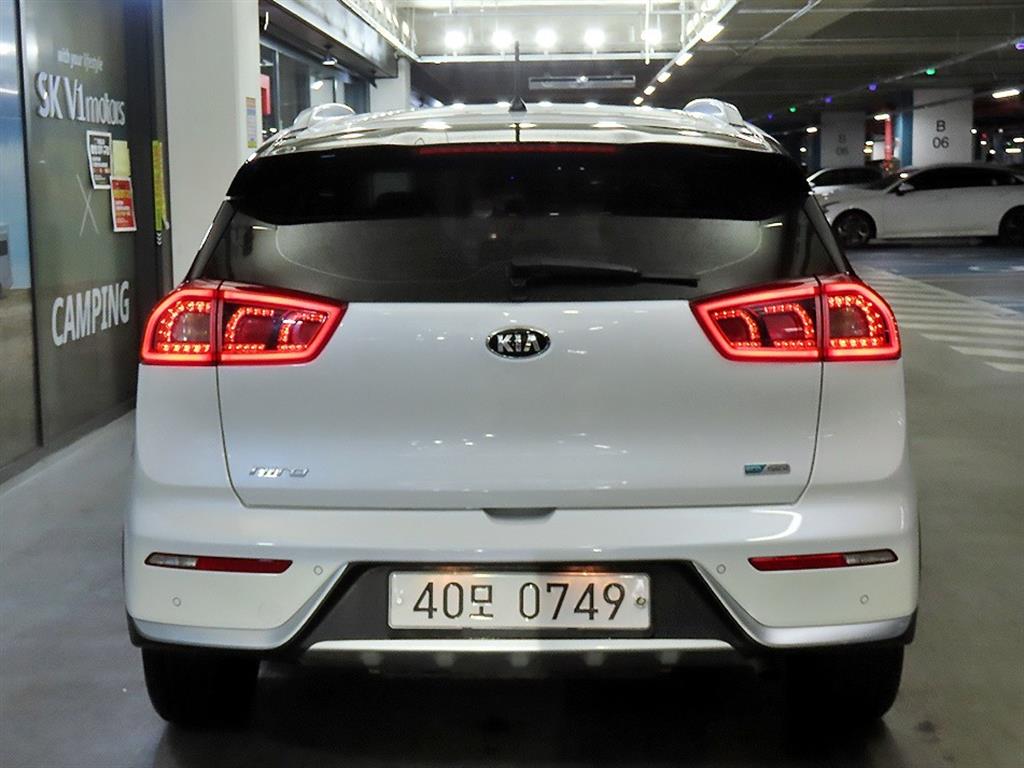 기아 니로 1.6 하이브리드 프레스티지 - 이미지 14