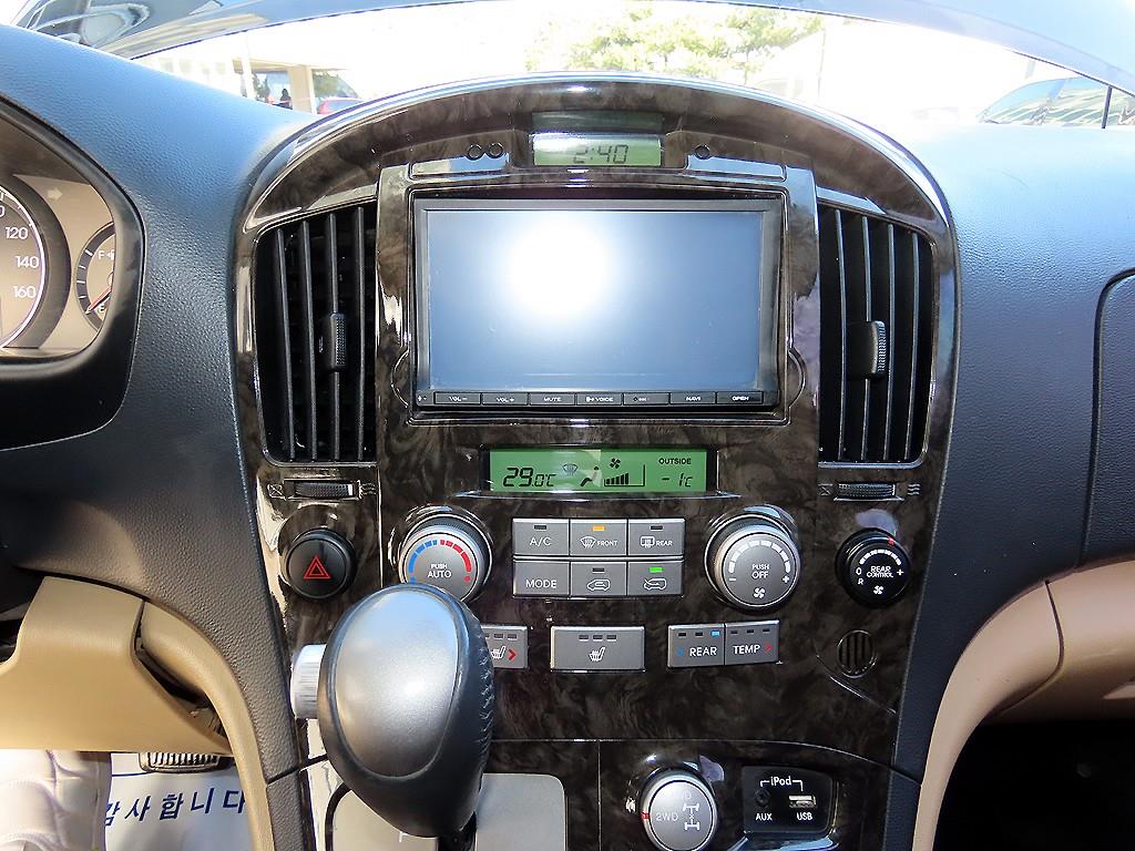 현대 그랜드스타렉스 리무진 VIP팩 4WD - 이미지 5