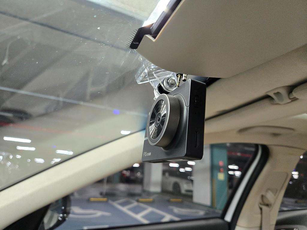 제네시스 G70 2.0T 엘리트 - 이미지 3