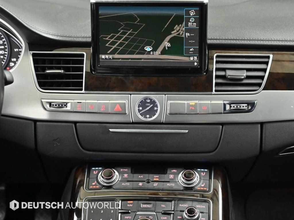 아우디 A8(3세대) 4.2 TDI 콰트로 LWB 5시트 - 이미지 17