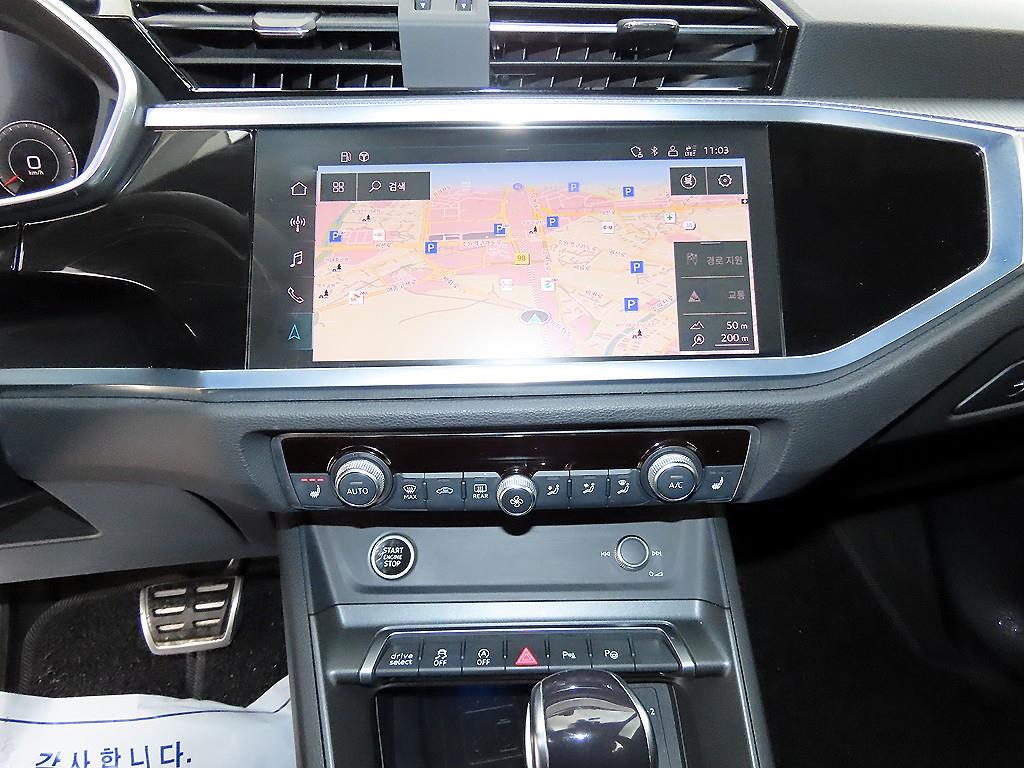 아우디 Q3(2세대) 35 TDI 스포트백 프리미엄 - 이미지 16