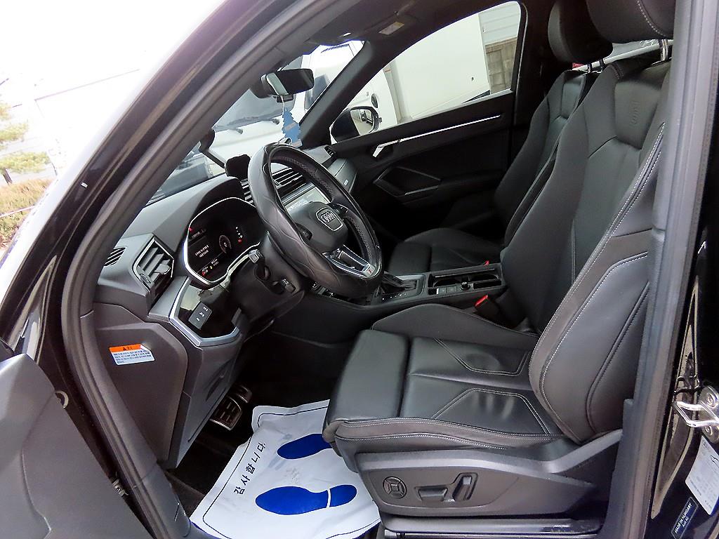 아우디 Q3(2세대) 35 TDI 스포트백 프리미엄 - 이미지 19