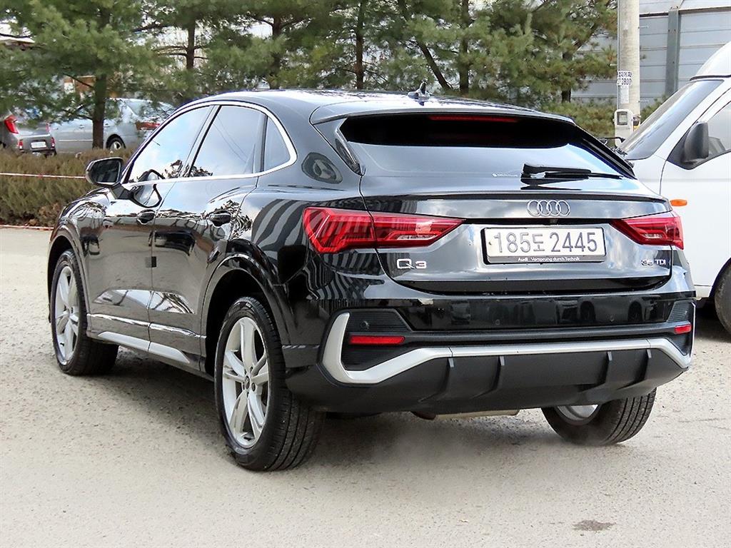아우디 Q3(2세대) 35 TDI 스포트백 프리미엄 - 이미지 17