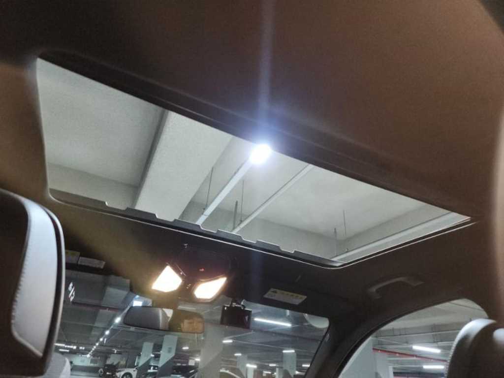 BMW 5시리즈(7세대) 520d M스포츠팩 플러스 - 이미지 9