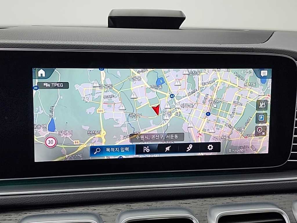 벤츠 GLS클래스(3세대) GLS 400d 4매틱 - 이미지 4