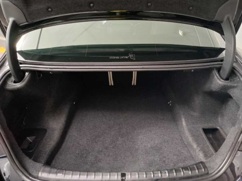 BMW 5시리즈(7세대) M550i xDrive - 이미지 2