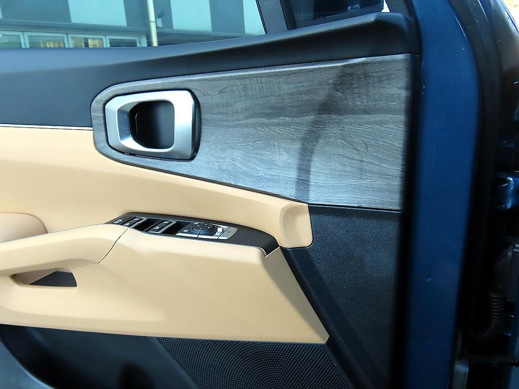 기아 신형쏘렌토(MQ4) 2.2 디젤 2WD 프레스티지 - 이미지 3