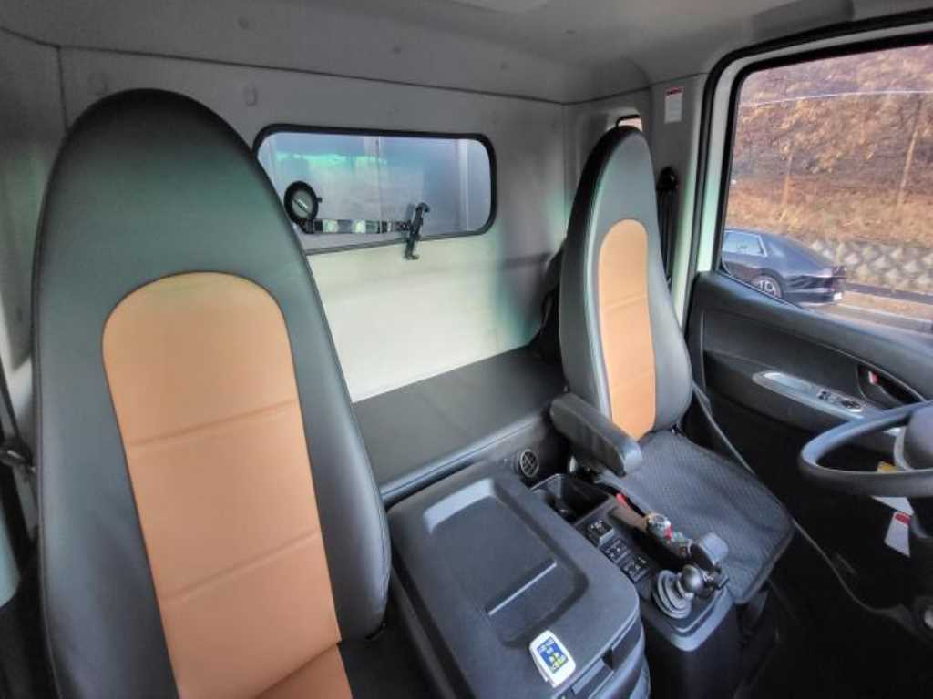 타타대우 더쎈 4톤 - 이미지 14