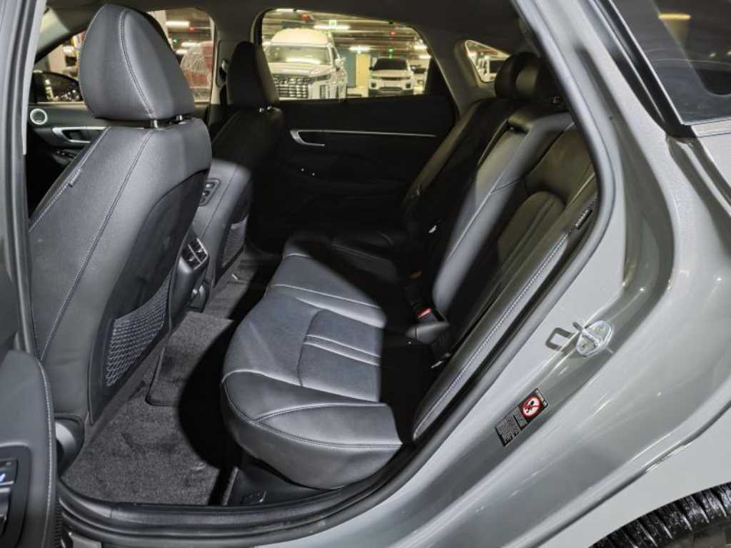 현대 쏘나타(DN8) 하이브리드 2.0 HEV 인스퍼레이션 - 이미지 11