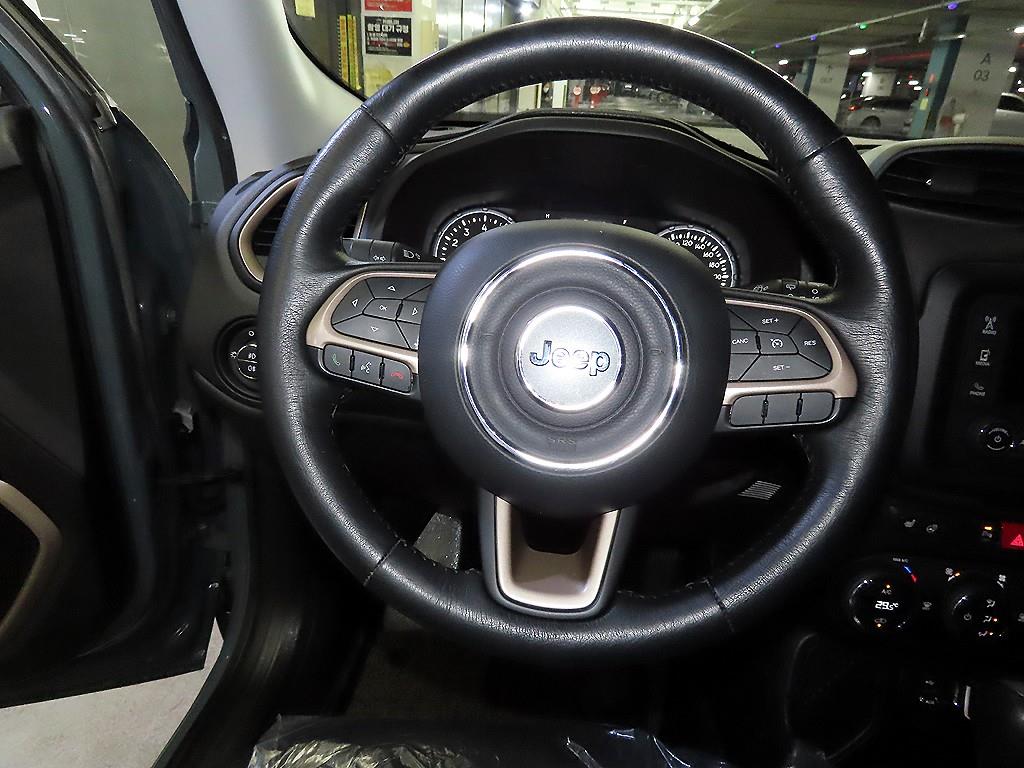 지프 레니게이드 2.4 가솔린 론지튜드 - 이미지 19