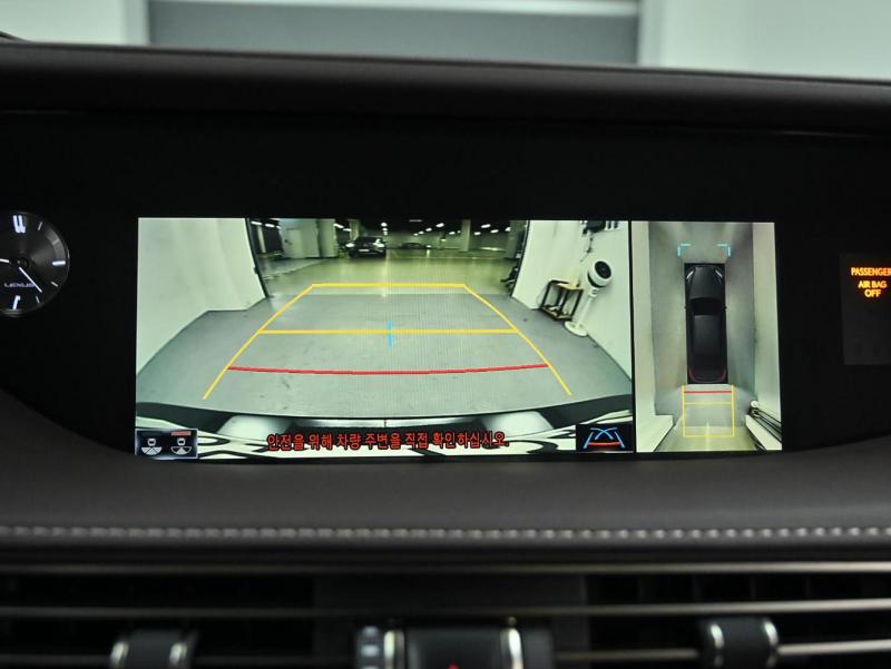 렉서스 LS(5세대) 500 AWD 럭셔리 - 이미지 8