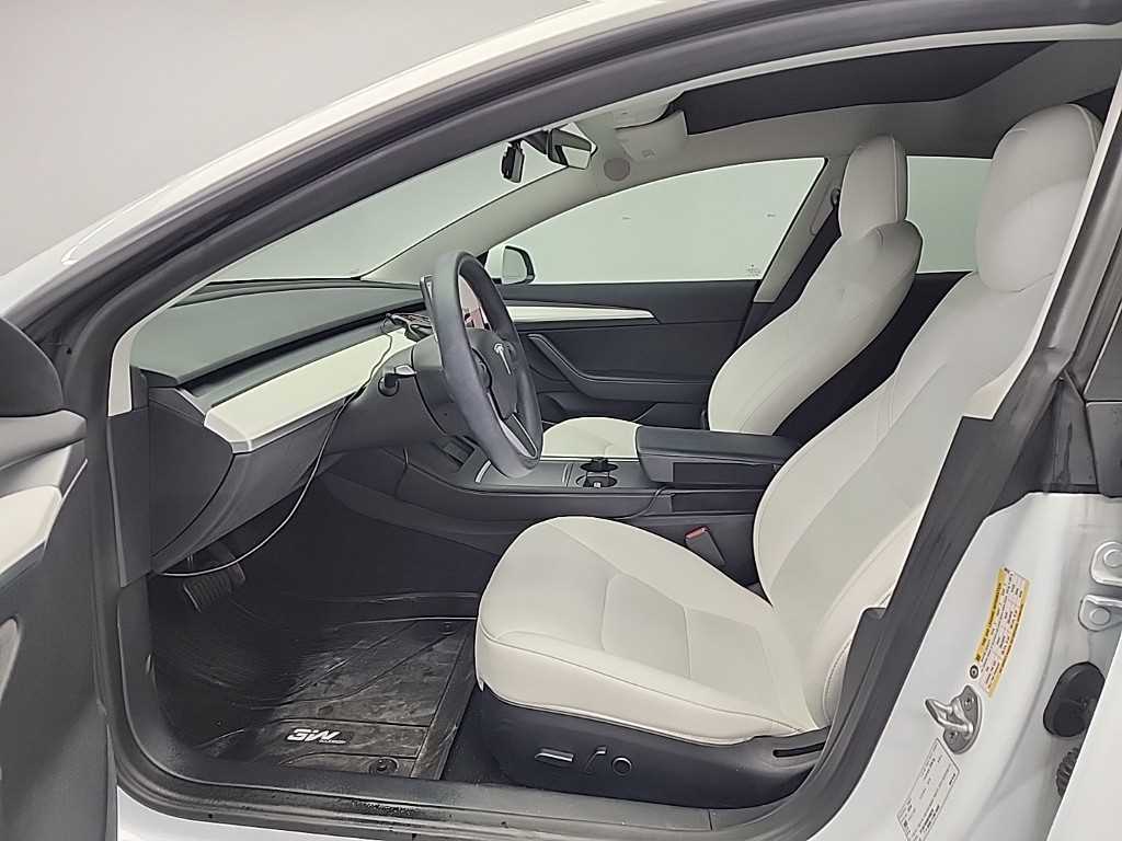 테슬라 모델 3 AWD 롱 레인지 - 이미지 3