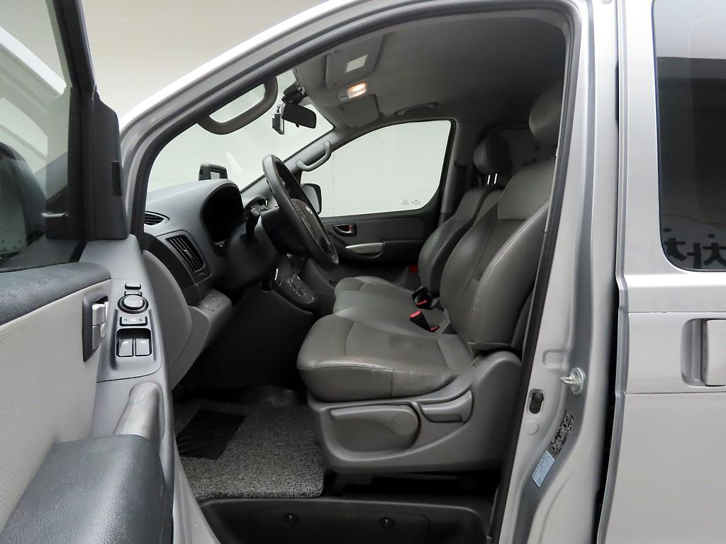 현대 그랜드스타렉스 12인승 디젤 CVX 럭셔리