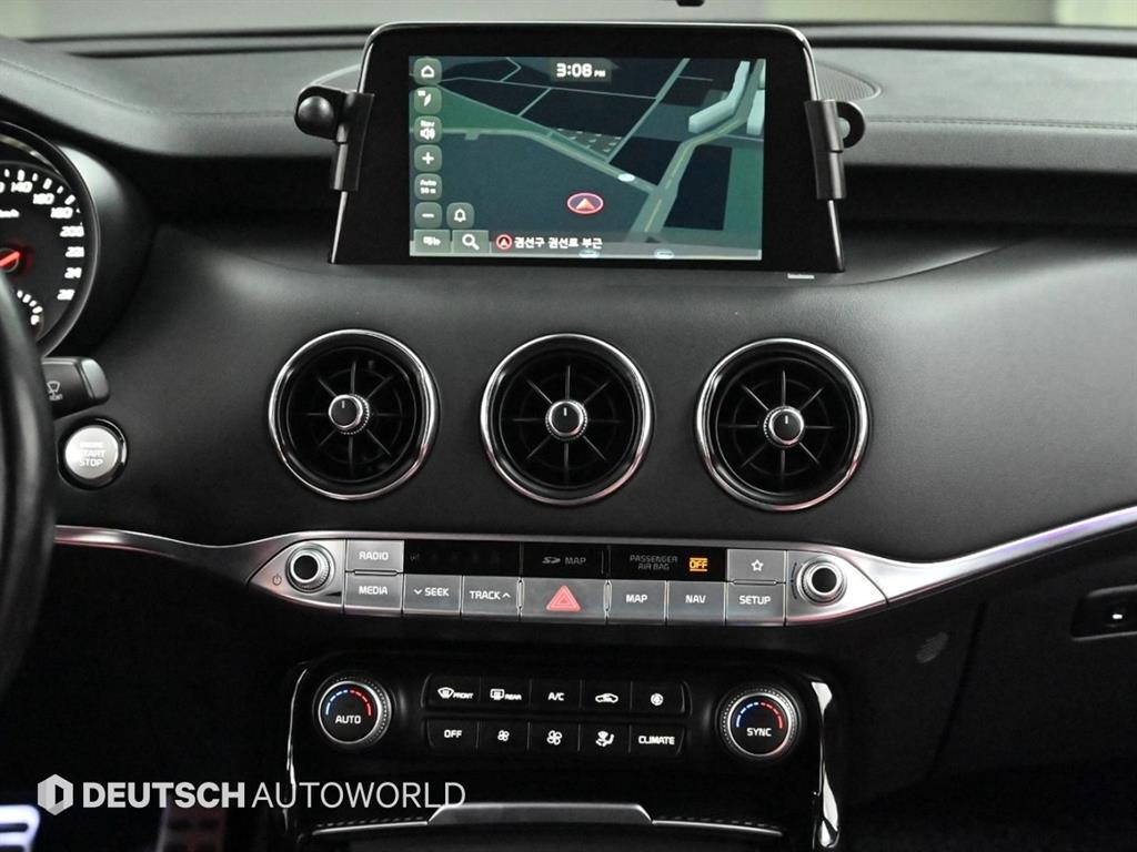 기아 스팅어 2.0 터보 AWD 플래티넘 - 이미지 11