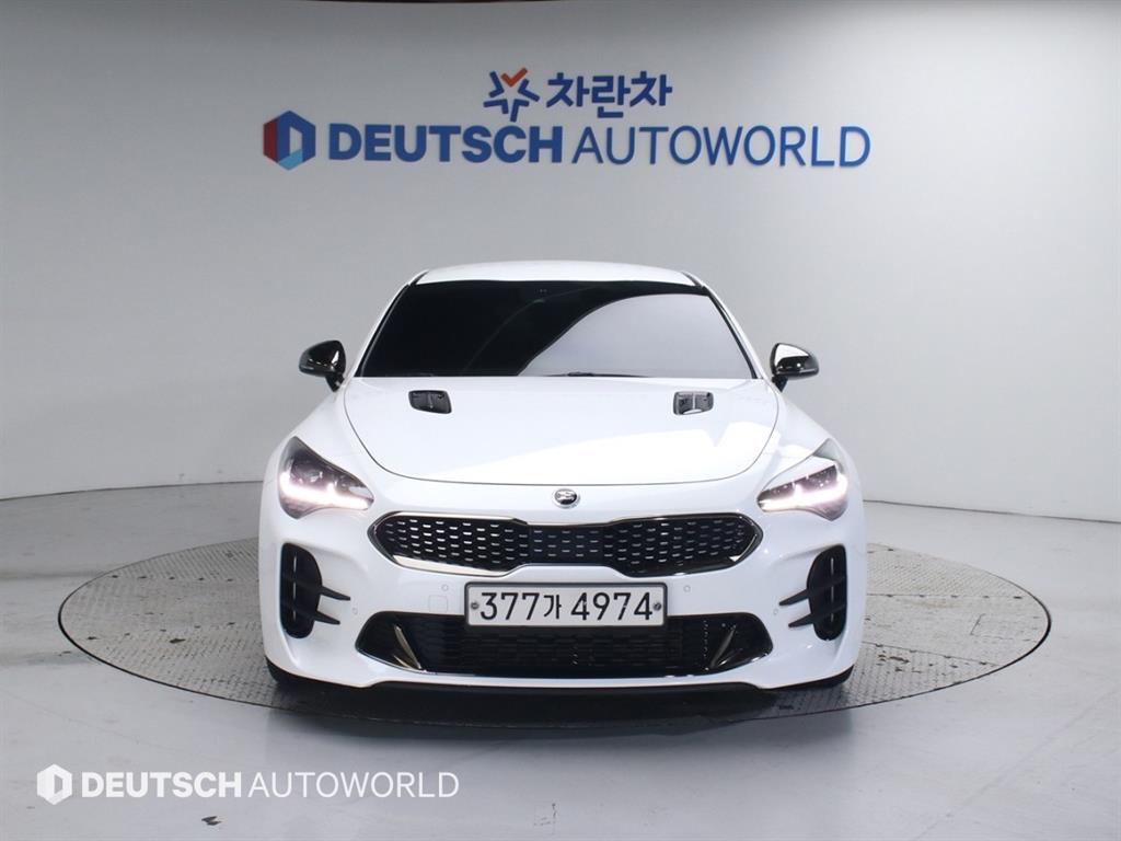 기아 스팅어 2.0 터보 AWD 플래티넘 - 이미지 18