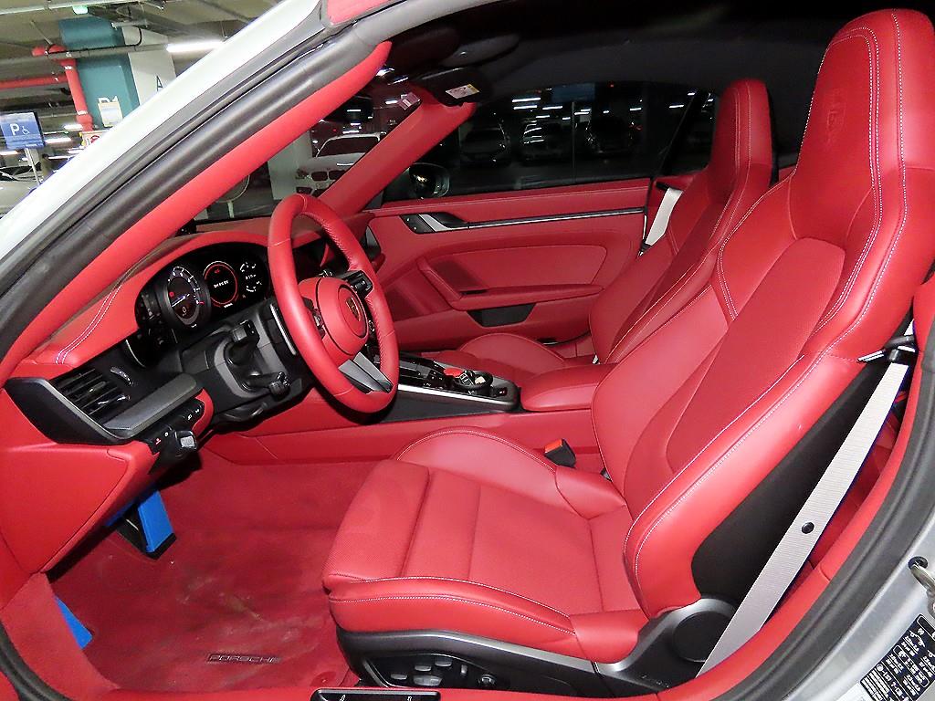 포르쉐 911(992) 카레라 4 카브리올레 - 이미지 18