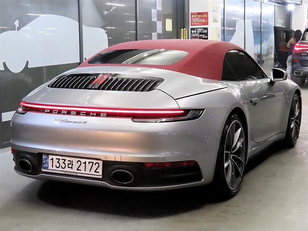 포르쉐 911(992) 카레라 4 카브리올레 - 이미지 20