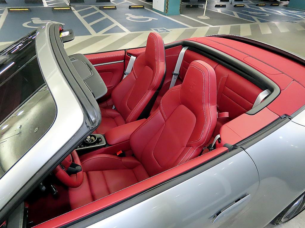 포르쉐 911(992) 카레라 4 카브리올레 - 이미지 11