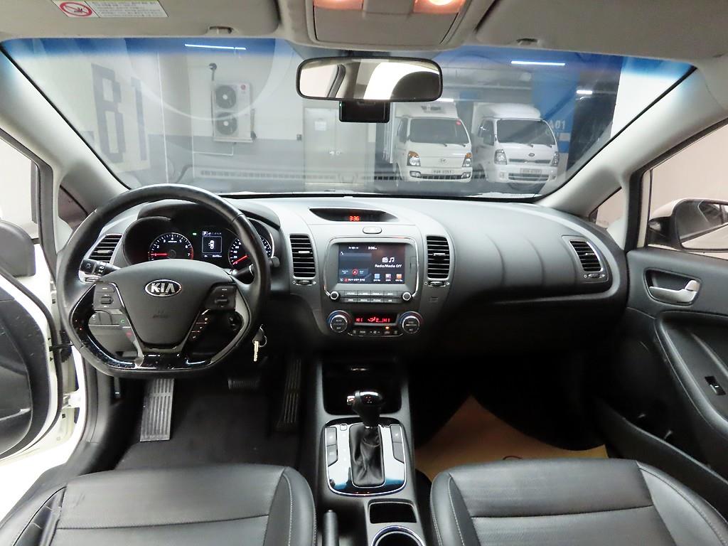 기아 더 뉴K3 1.6 GDI 트렌디 - 이미지 6