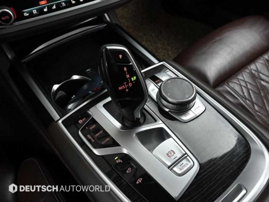 BMW 7시리즈(6세대) 730d xDrive M스포츠팩 - 이미지 6