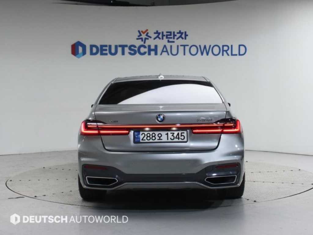 BMW 7시리즈(6세대) 730d xDrive M스포츠팩 - 이미지 15