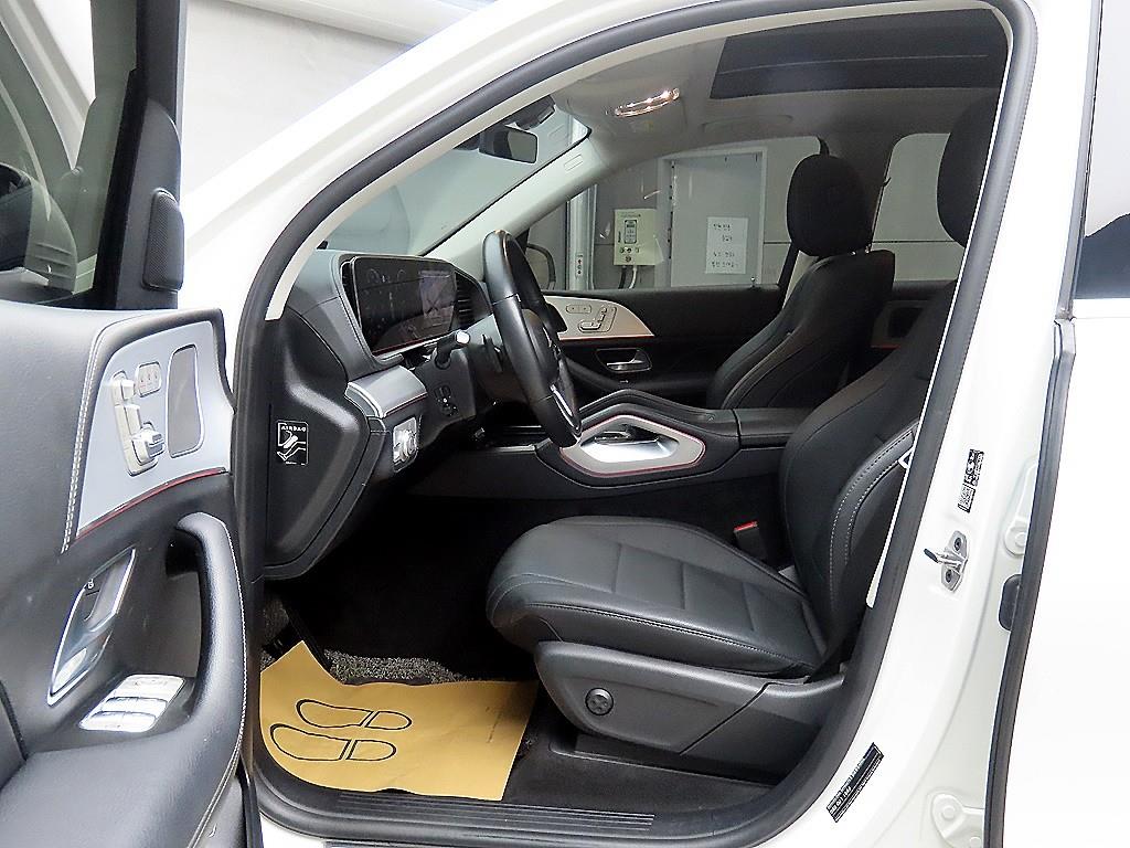 벤츠 GLE클래스(4세대) GLE 300d 4매틱 - 이미지 13