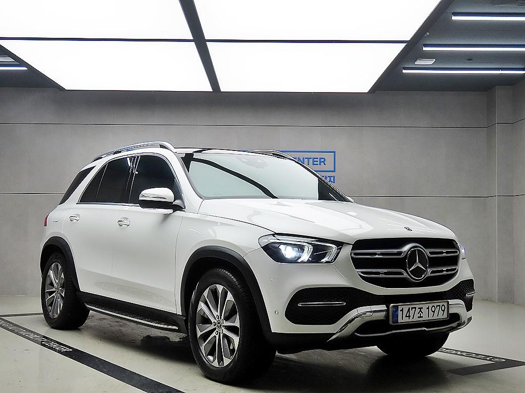 벤츠 GLE클래스(4세대) GLE 300d 4매틱 - 이미지 4